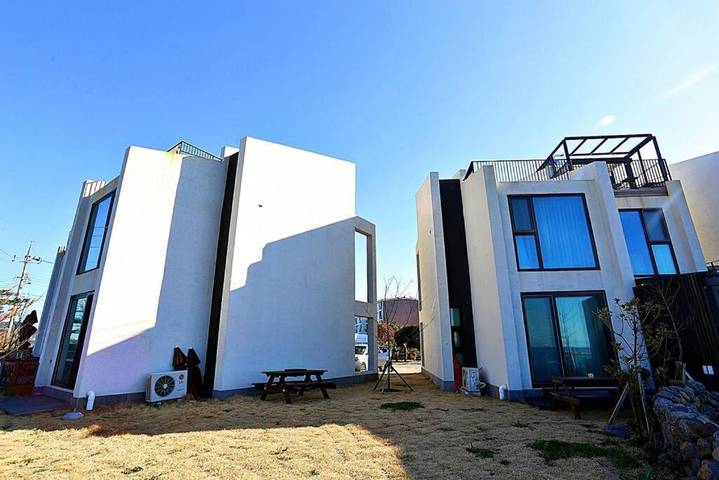 ג'גו Coveted Palms Village Pension מראה חיצוני תמונה