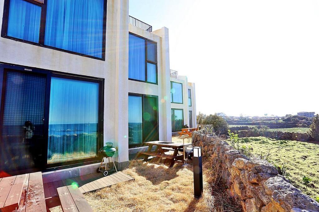 ג'גו Coveted Palms Village Pension מראה חיצוני תמונה